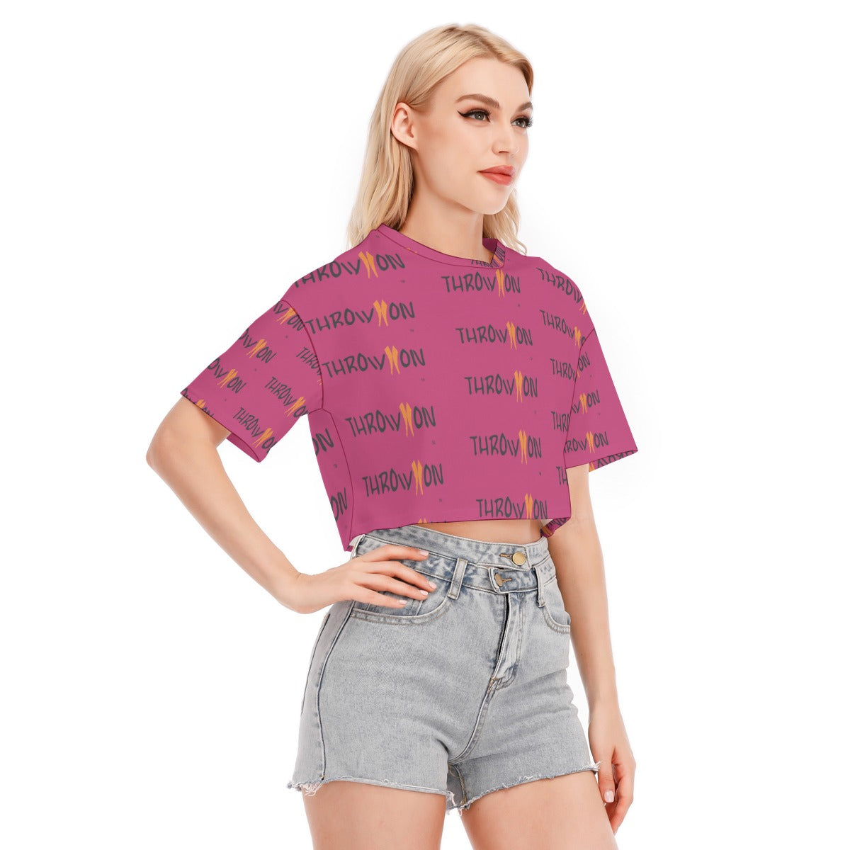 Throw On Women's Cropped T-shirt |